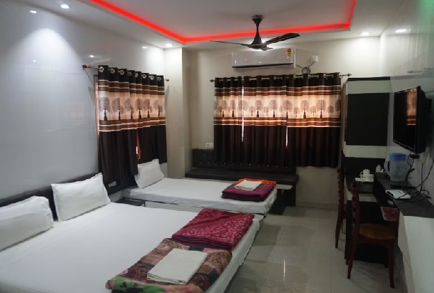 1 x Three Bed Room AC